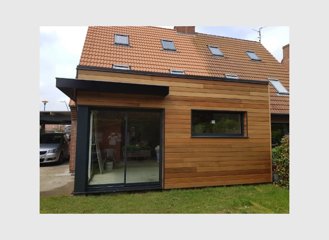 EXTENSION EN OSSATURE BOIS, BARDAGE RED CEDAR À WAMBRECHIES (NORD)-05